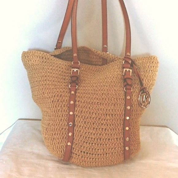 Michael Kors Handbags - 🌺Michael Kors Woven Straw with Leather